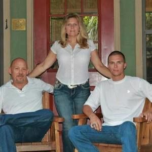 Meet your Posher, Tom